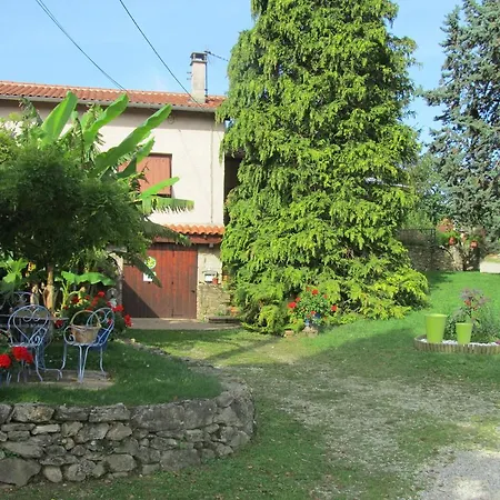 Gitenchassagne Bed & Breakfast